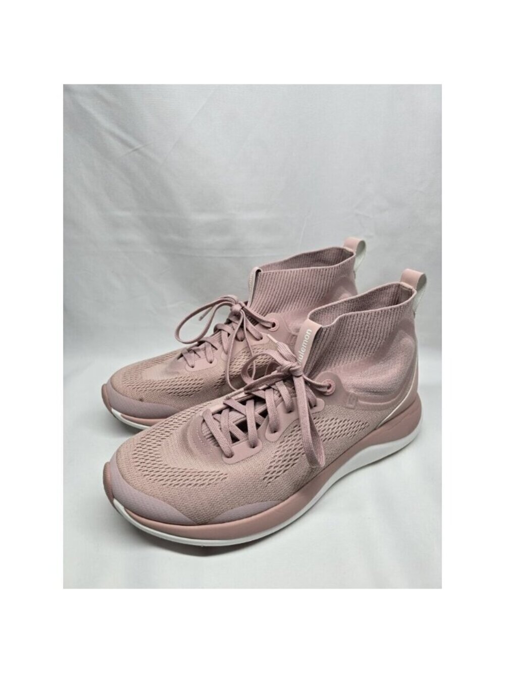 Lululemon Chargefeel Mid Womens Workout ShoeMink Berry / Mink Berry / White 9.5